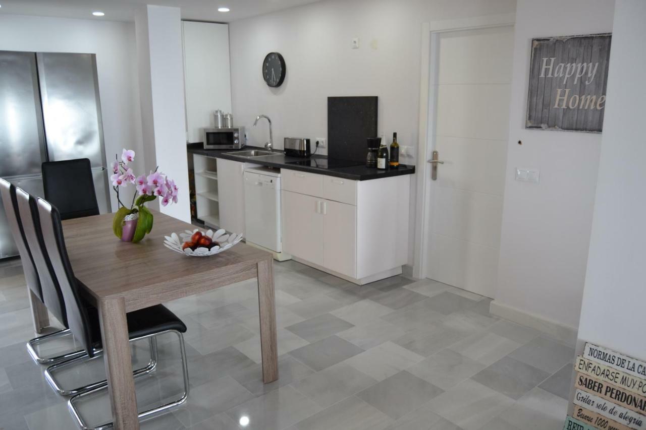 Beach Front Penthouse - Фуенхірола Екстер'єр фото