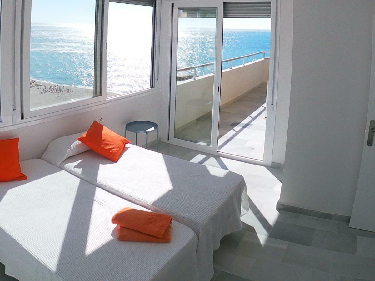 Beach Front Penthouse - Фуенхірола Екстер'єр фото
